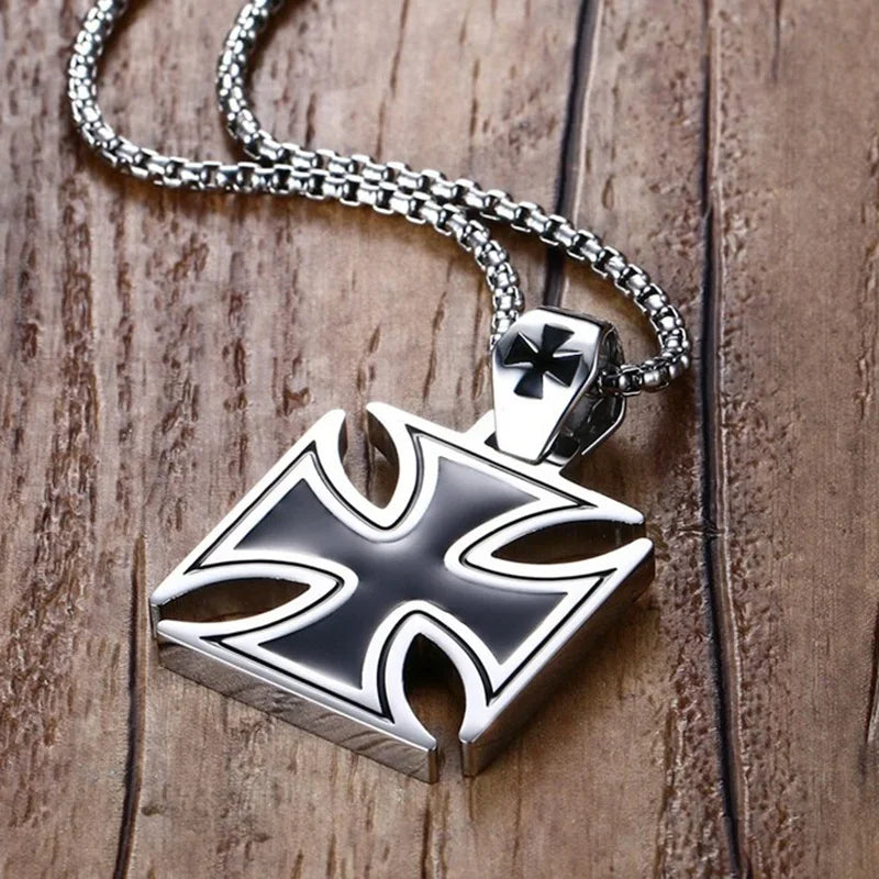 pendentif croix des templiers