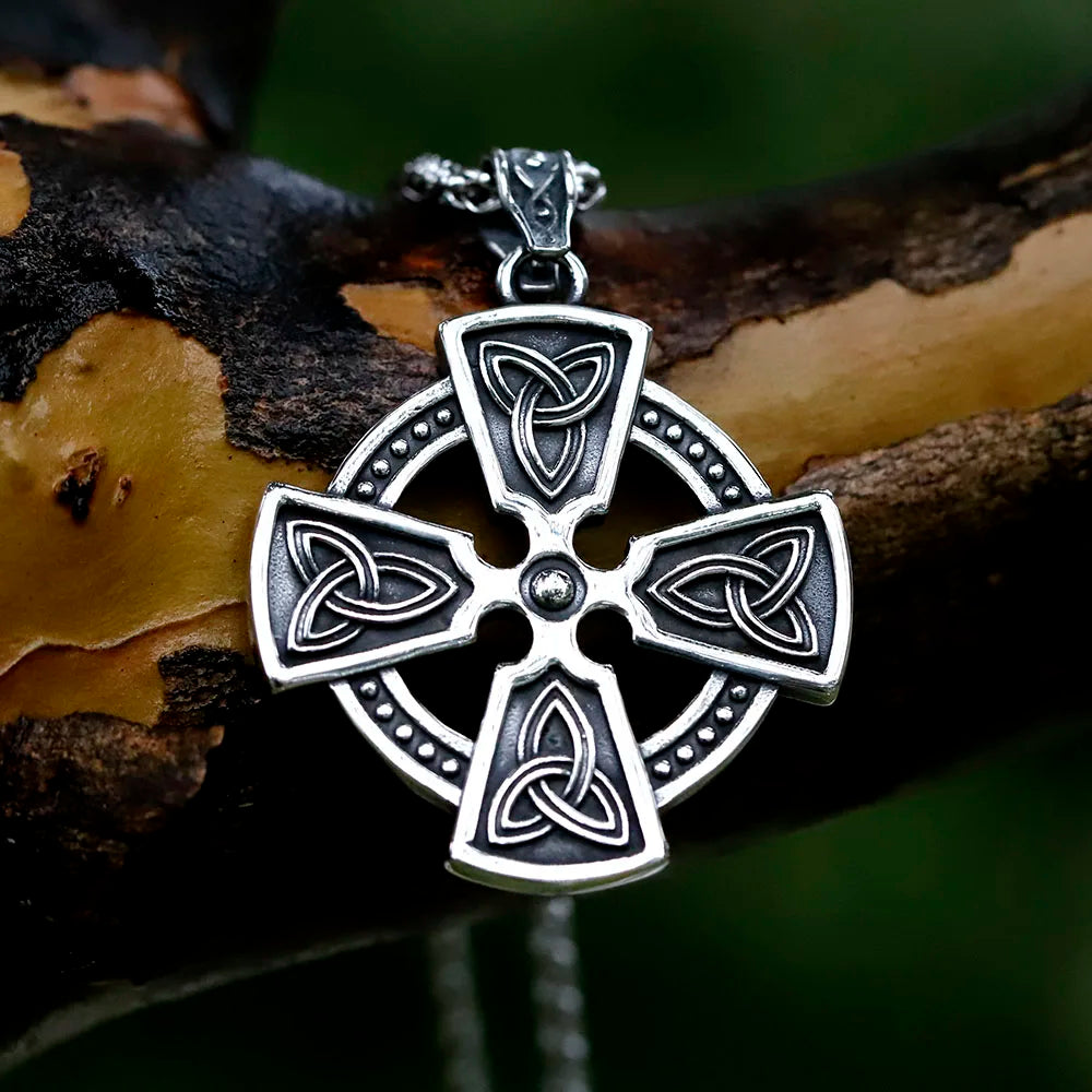 pendentif croix celtique