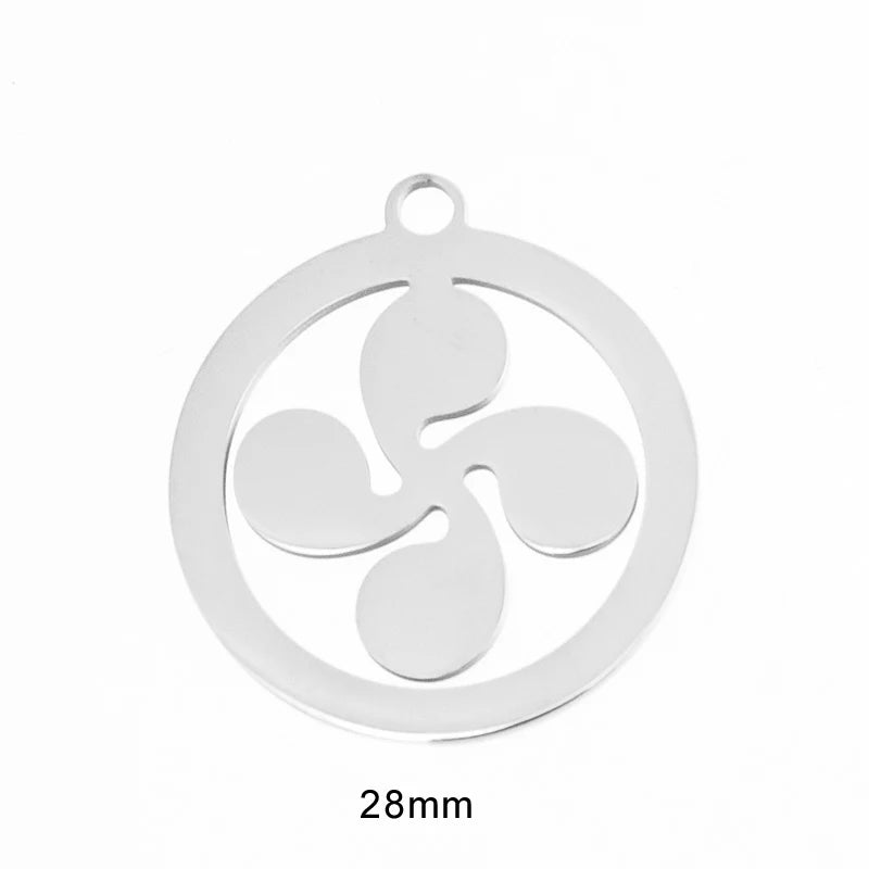 pendentif croix basque