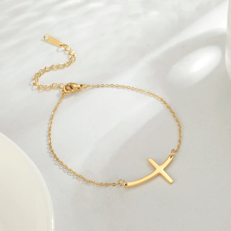 chaîne de cheville avec croix