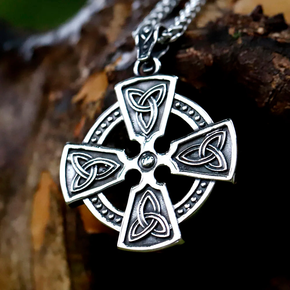 pendentif croix celtique