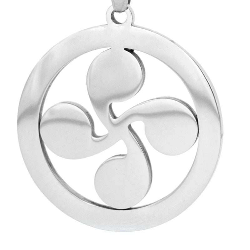 pendentif croix basque