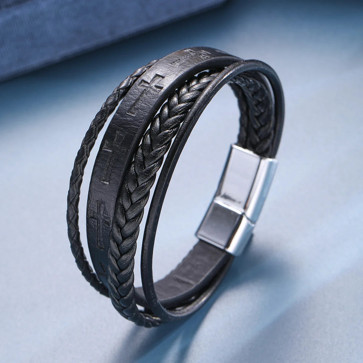 bracelet cuir croix