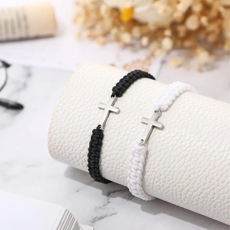 bracelet cordon croix
