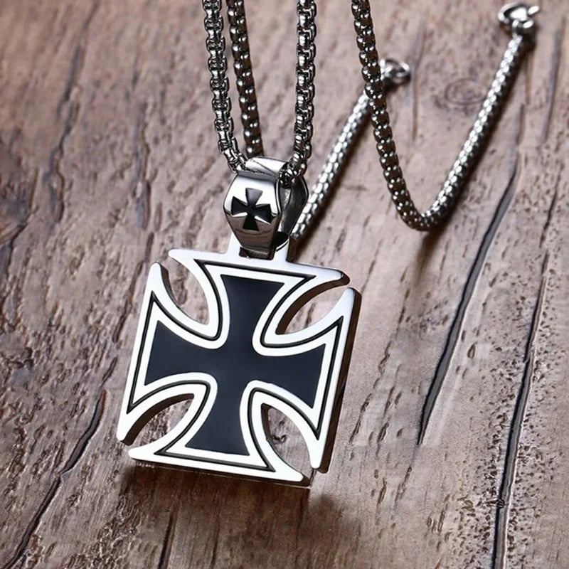pendentif croix des templiers