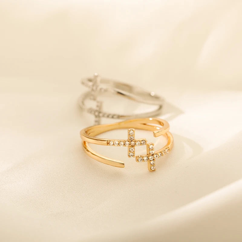 Bague croix amour