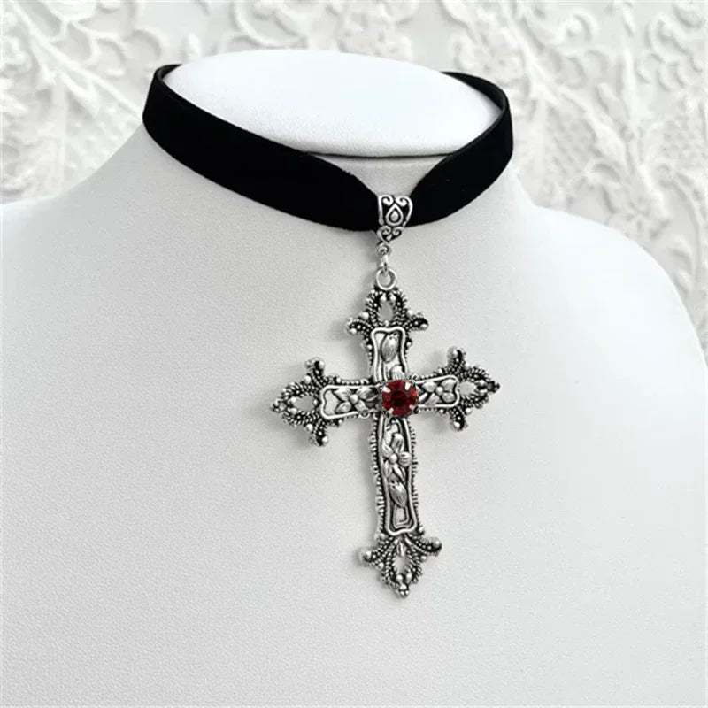 pendentif croix moderne