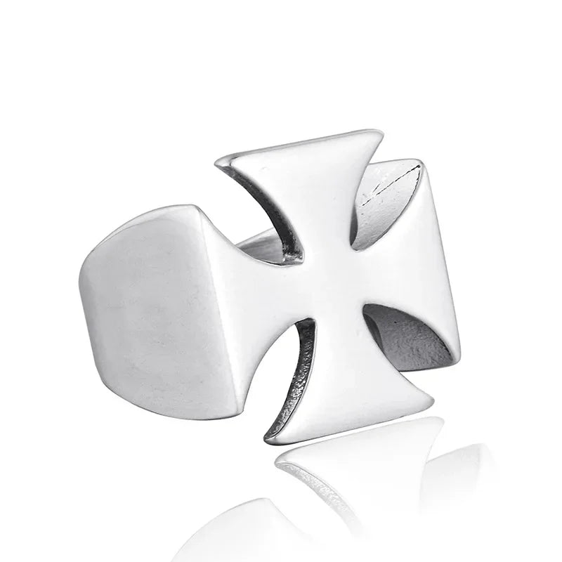 Bague croix de malte