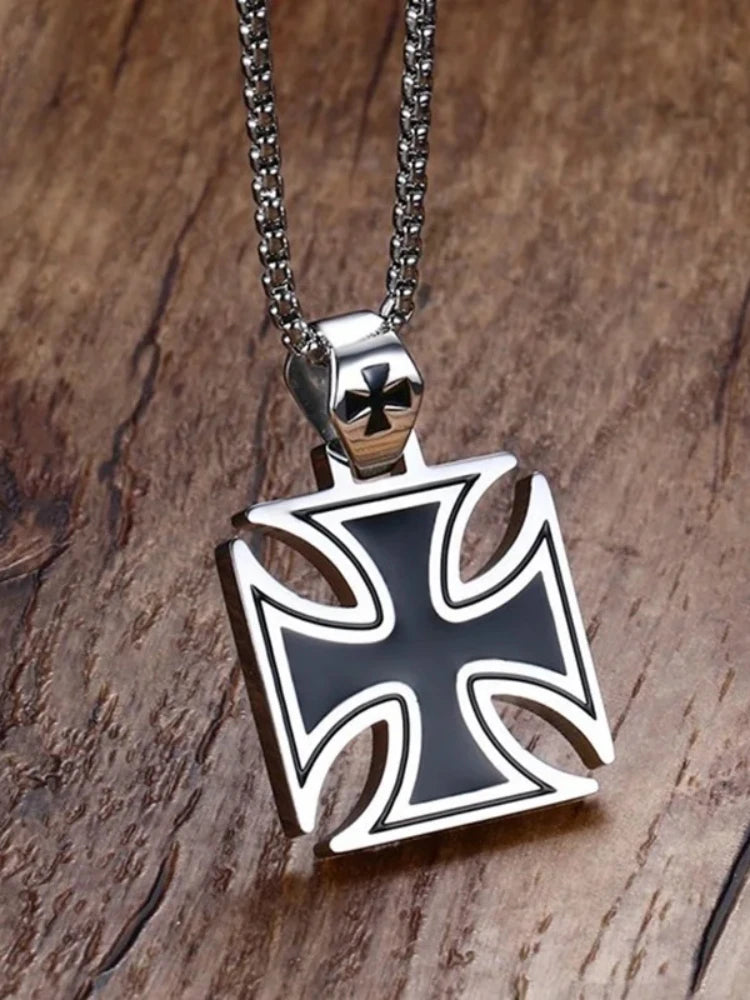 pendentif croix des templiers