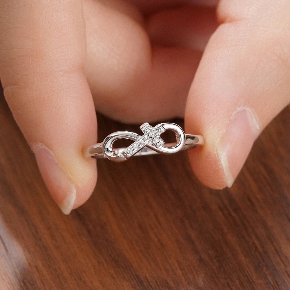 bague croix infini